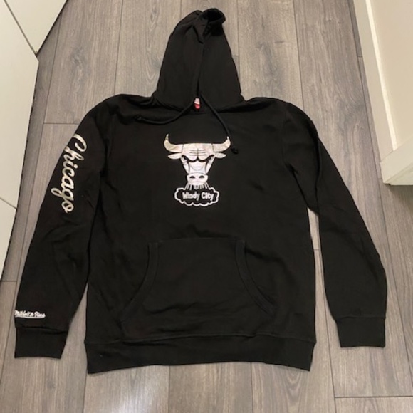 Mitchell & Ness Chicago Bulls iridescent Black Hoodie NWT - Picture 1 of 6